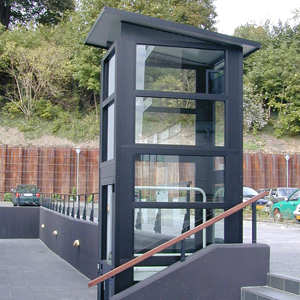 Plataforma vertical A28